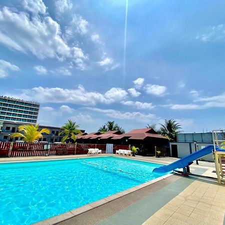 Langgura Baron Resort Pantai Cenang  Ngoại thất bức ảnh