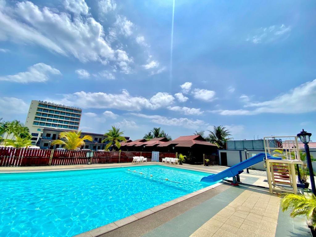 Langgura Baron Resort Pantai Cenang  Ngoại thất bức ảnh
