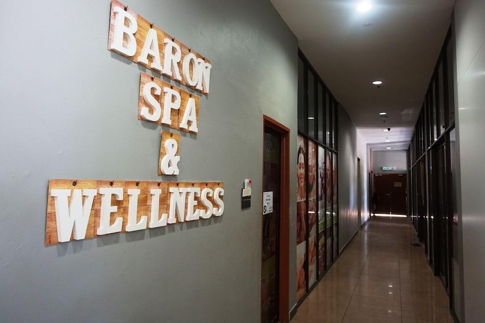 Langgura Baron Resort Pantai Cenang  Ngoại thất bức ảnh