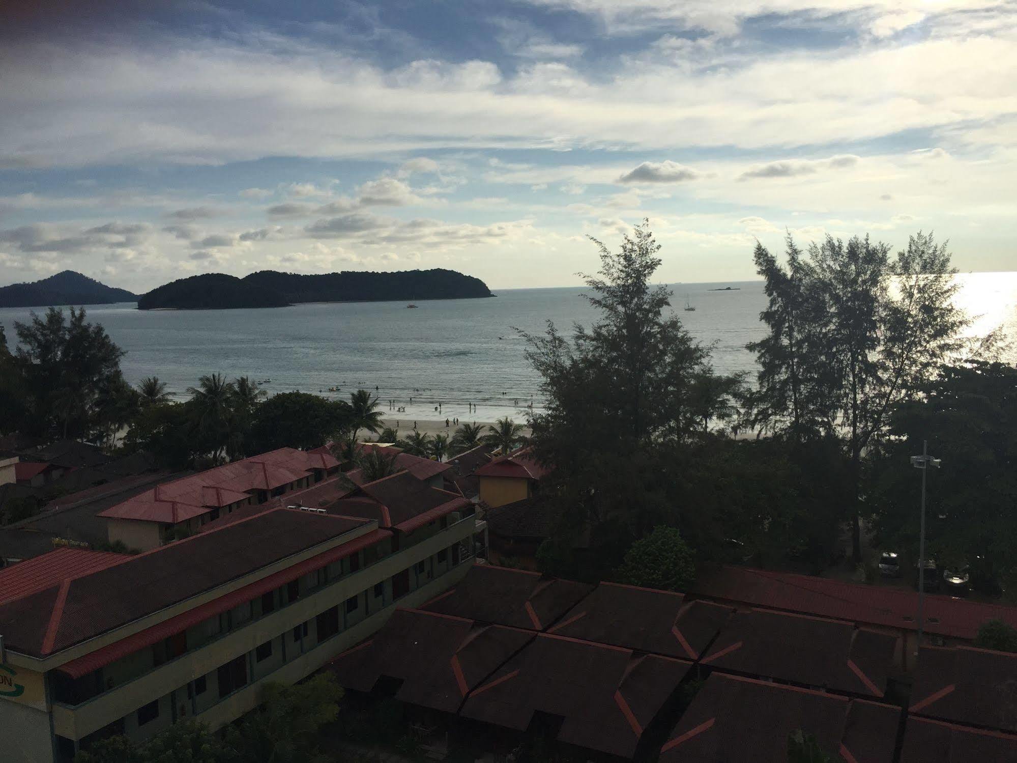 Langgura Baron Resort Pantai Cenang  Ngoại thất bức ảnh