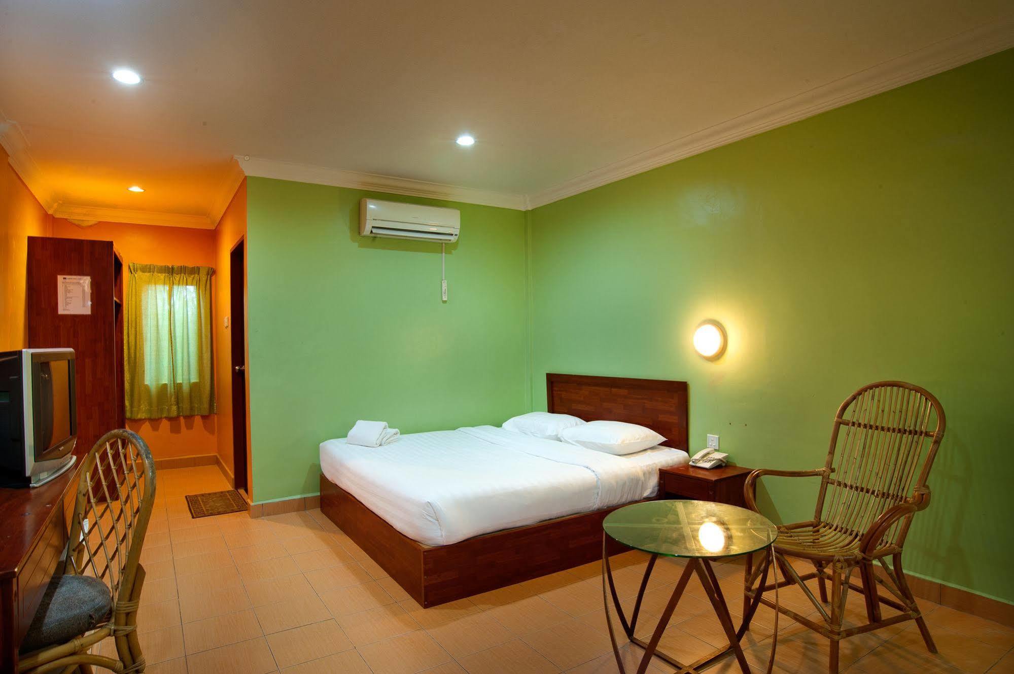 Langgura Baron Resort Pantai Cenang  Ngoại thất bức ảnh