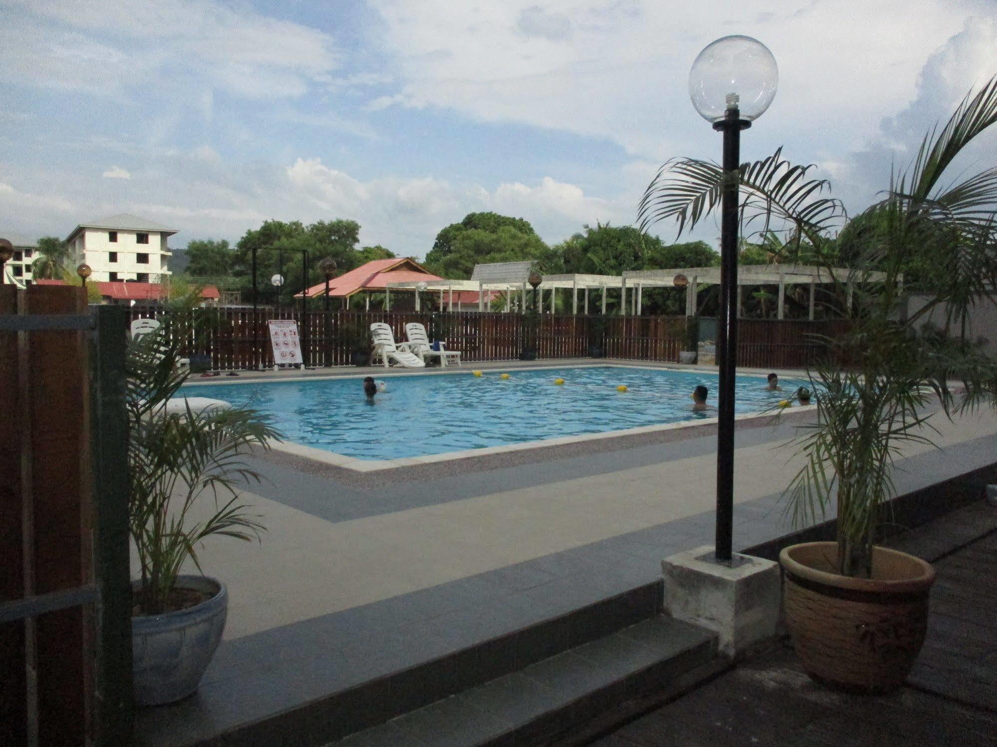 Langgura Baron Resort Pantai Cenang  Ngoại thất bức ảnh