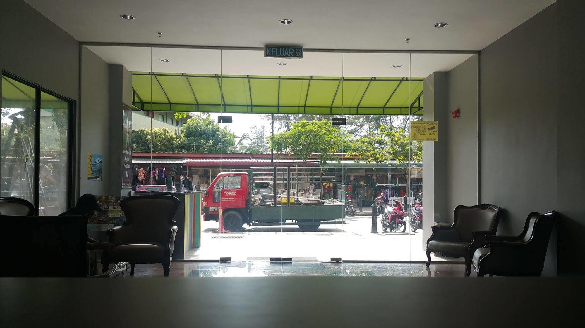 Langgura Baron Resort Pantai Cenang  Ngoại thất bức ảnh